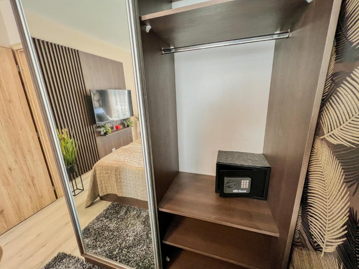 Villa Bauhaus Labi Garden Wellness Apartman Шіофок Екстер'єр фото